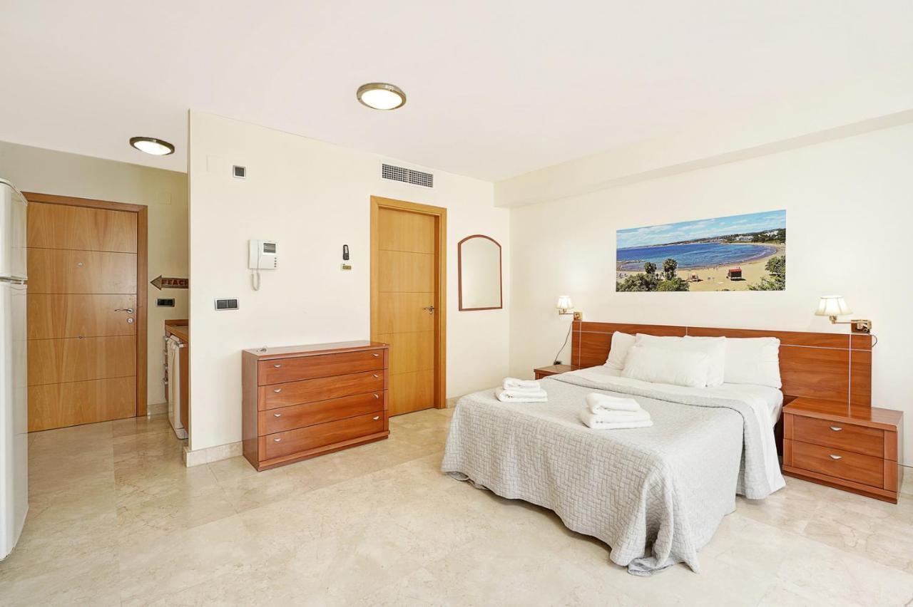 Apartamento En 1ª Linea De Playa, Estepona Centro Εξωτερικό φωτογραφία